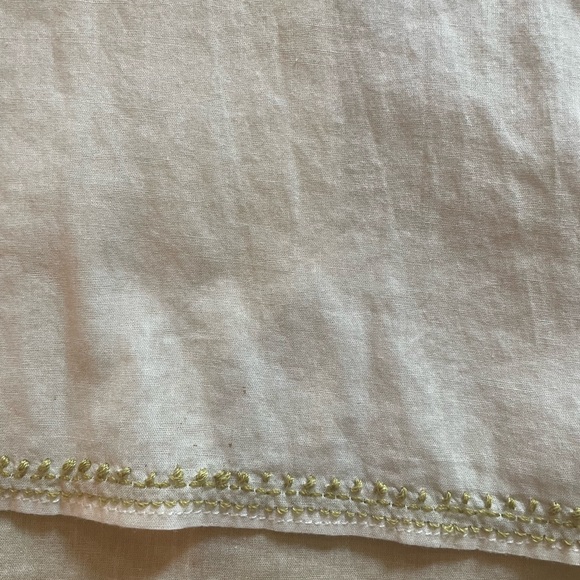 VINTAGE: 60s/70s Long-Sleeved Embroidered Tunic Top (Size 38 EUR/Small US) - Picture 8 of 8